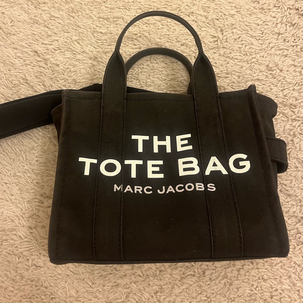 Marc Jacobs The Tote Bag (Small)
